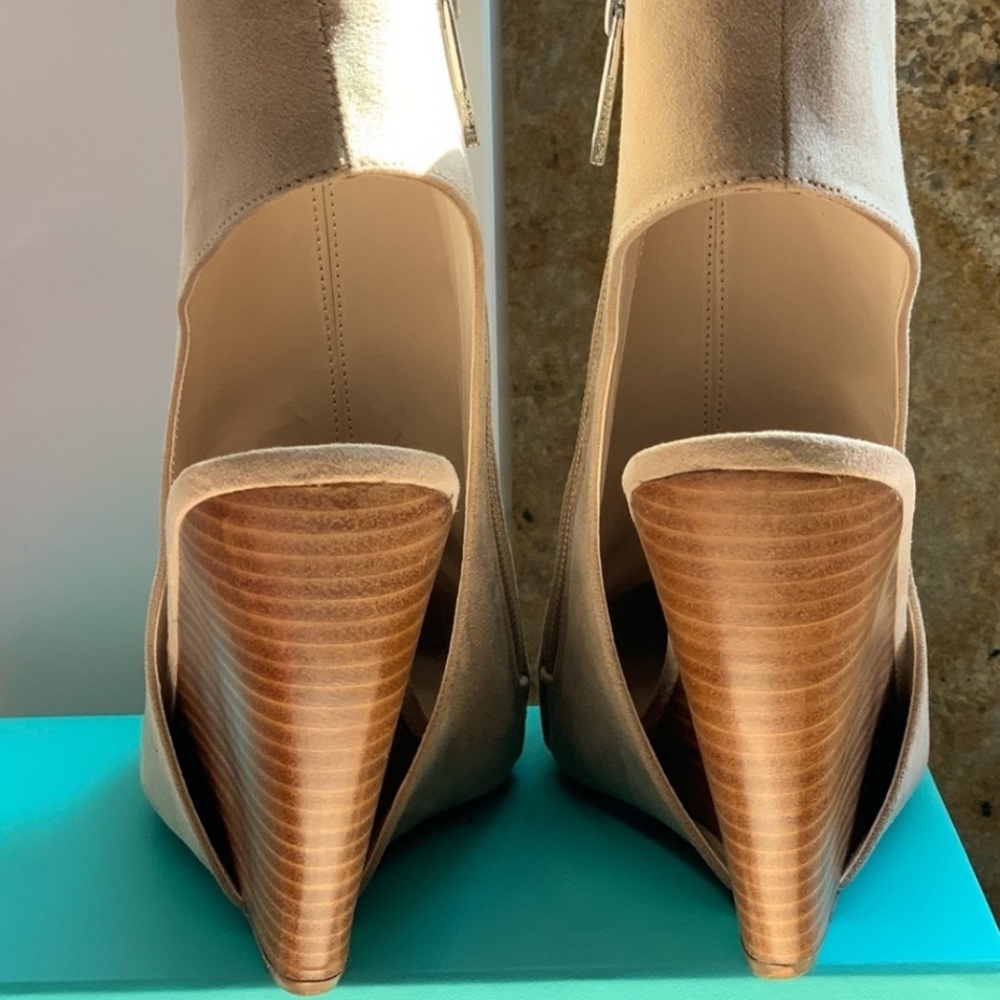 Charles David ankle booties - Picture 4 of 5